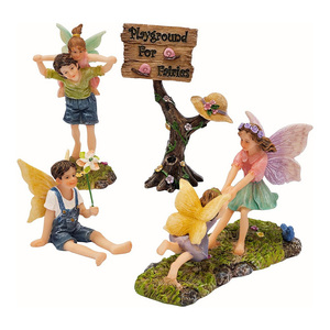 Ensemble de balançoires de jardin féerique enchanté, fées en résine avec figurines de cerfs - Product Image 2