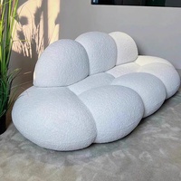 Canapé Nordique Lenuvole Pétale pour Salon, Style Crème, Trois Places, en Tissu, Éponge, Design Nuage Moderne, Multifonctionnel, Solide