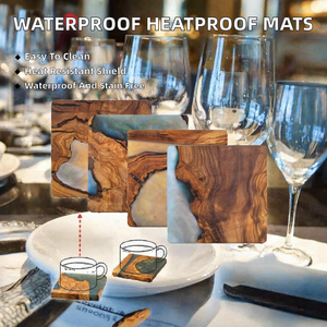 Sets de table carrés en bois avec incrustation en résine, modernes, antidérapants, pour la salle à manger et sous-verres - Product Image 2