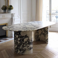 Table à manger ovale moderne de luxe sur mesure en marbre italien Calacatta Viola avec veines violettes, écologique, pour appartement et villa