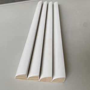 Perfil de Pino Blanco Imprimado 1/6 Redondo para Cubrir Esquinas de Gabinetes, Puertas, Ventanas, Paredes y Suelos - Decoración al por Mayor - Product Image 1