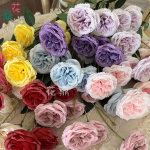 Roses Austin à six têtes en soie, fleurs artificielles de style moderne pour la décoration de mariage et les arrangements de table - Product Image 3