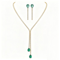 Nouvel ensemble de bijoux élégant en zircon avec collier long à pampilles et boucles d'oreilles de luxe en forme de goutte pour femme, très tendance