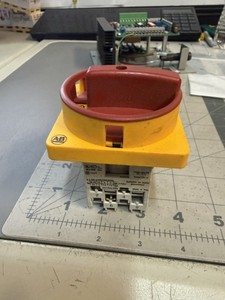 PLC <strong>194L</strong>-<strong>E16</strong>-*A Rotary On Off Selector Switch Warranty Product - Product Image 1
