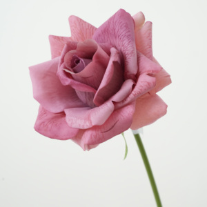 Rose artificielle en latex au toucher réel |   Rose rose à tige unique, douce et soyeuse |   Décoration de <span class=keywords><strong>mariage</strong></span> et de maison en gros pour le bricolage - Product Image 4
