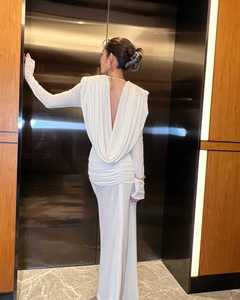 LM R569 <span class=keywords><strong>Robe</strong></span> blanche personnalisée de haute qualité pour femmes, col en V profond, gaze mince, manches longues, haut de gamme, longueur plancher avec taille naturelle - Product Image 5