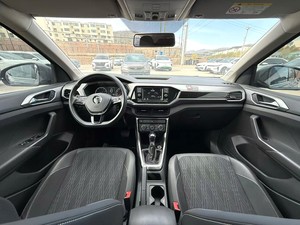 Auto Usate 2017 2018 2019 <span class=keywords><strong>Volkswagen</strong></span> VW <span class=keywords><strong>T</strong></span>-<span class=keywords><strong>Cross</strong></span> Tharu 280TSI 1.4L Turbo Comfort Automatico SUV Compatto Economico - Product Image 4