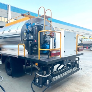Dongfeng Asphalt Distributor Truck 5CBM Intelligent Bitumen Sprayer Truck for Highway Road Construction Maintenance Projects - Product Image 4