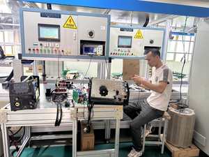 Machine à <span class=keywords><strong>souder</strong></span> multifonctionnelle HITBOX Machine à <span class=keywords><strong>souder</strong></span> <span class=keywords><strong>MIG</strong></span> en aluminium 7in1, peut également prendre en charge la découpe <span class=keywords><strong>plasma</strong></span> - Product Image 3