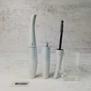 Tube de mascara blanc incurvé vide, flacon de mascara en plastique de forme spéciale avec bouchon à vis, emballage cosmétique personnalisé avec logo, contenant pour cils - Product Image 6
