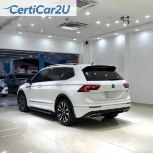 Spécifications de pointe <span class=keywords><strong>R</strong></span>-Line : <span class=keywords><strong>Tiguan</strong></span> L 380TSI 4MOTION 2021, un seul propriétaire, faible kilométrage, toutes options, le SUV familial ultime avec une puissance exceptionnelle - Product Image 1
