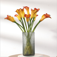 Real Touch Medium Calla Lily Fleurs décoratives artificielles Matériau PU pour la décoration de la maison