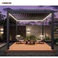 Pergola solaire d'hôtel de persienne de toit étanche de terrasse en aluminium intelligente télécommandée de luxe