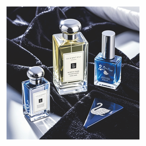 用这款时尚的瓶子吸引注意力，它可作为照片、艺术品或优雅的储物容器的道具。 - Product Image 1