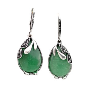 Orecchini a Gancio Vintage con Pietra Occhio di Gatto Verde, Gioielli in Pietra Naturale per Donne, Accessori in Stile Retrò - Product Image 5