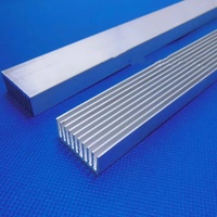 Dissipateur thermique en aluminium LED haute puissance 300mm * 25mm * 12mm pour diodes d'émetteur led 1W,3W,5W