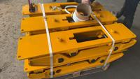 Machine de construction pour fondations profondes, trancheuse à moteur avec boîte de vitesses pour une puissance de creusement élevée et un travail de tranchage efficace