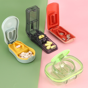 YUZMEI Boîte à pilules de voyage en gros avec coupe-pilules, séparateur de comprimés portable, organiseur de pilules magnétique, petit étui pour compléments alimentaires - Product Image 2