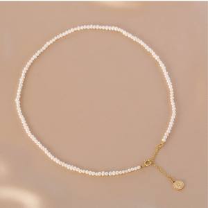 Collar con Colgante Ultrafino con Retrato de Reina y Perla Natural, Partículas Pequeñas Irregulares, Cadena para Clavícula con Estilo Único - Product Image 4