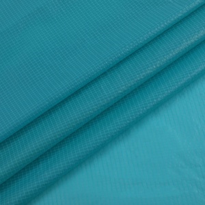 Tissu de <span class=keywords><strong>parapente</strong></span> et parachute en nylon <span class=keywords><strong>Ripstop</strong></span> 20D 380T 100% enduit de silicone et de PU pour une durabilité ultime - Product Image 3