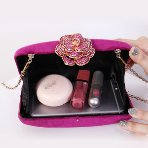 Bolso de mano de terciopelo de lujo al por mayor, cartera de noche floral con diamantes de imitación y cadena desmontable, elegante bolso multiestilo - Product Image 4