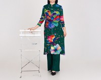 2025 nouvel ensemble deux pièces pour femmes de grande taille avec ensemble plissé Miyake en gros du fabricant de conception de chemisier à fleurs imprimées rétro