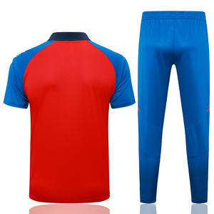 Ensemble d'entraînement de performance en maillot personnalisé de haute qualité Club de costume à séchage rapide pour adolescents Vêtements de football haut de gamme OEM - Product Image 3