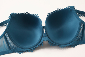Set Intimo BINNYS all'Ingrosso, <span class=keywords><strong>Reggiseno</strong></span> Senza Spalline <span class=keywords><strong>con</strong></span> <span class=keywords><strong>Schiena</strong></span> <span class=keywords><strong>Trasparente</strong></span> e Slip <span class=keywords><strong>Trasparente</strong></span> in Pizzo Bianco Sexy per Ragazze - Product Image 4
