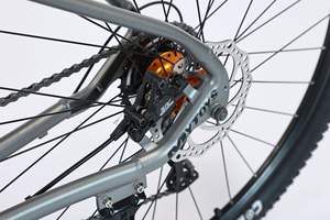 Venta al por mayor personalizado 26 \ "aleación <span class=keywords><strong>de</strong></span> aluminio <span class=keywords><strong>MTB</strong></span> bicicleta con 10 velocidades 27 velocidad freno <span class=keywords><strong>de</strong></span> disco velocidad Variable amortiguación horquilla <span class=keywords><strong>de</strong></span> acero Pedal ordinario - Product Image 5