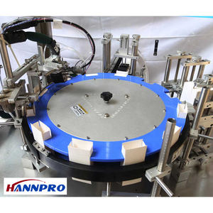 Macchina confezionatrice automatica per inscatolamento di bottiglie di riempimento verticale per l'industria medica e cosmetica - Product Image 2