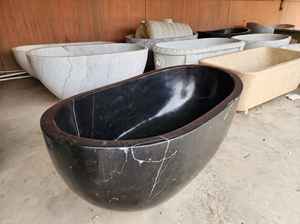 Baignoires ovales modernes de luxe sur mesure en marbre noir Marquina exclusif, autoportantes, pour salle de bain et appartement - Product Image 4