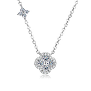 จี้สร้อยคอรูปใบโคลเวอร์สี่แฉกประดับเพชรโมอิสซาไนต์ทรงกลม VVS ชุบทอง 14K ไม่ลอกดำจาก Adodo Jewelry สำหรับผู้หญิง เหมาะสำหรับเป็นของขวัญ - Product Image 2
