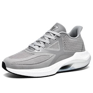 2025 nuevo estilo tendencia de moda Zapatos para hombre con suelas gruesas cómoda malla transpirable superior y diseño de tejido de mosca - Product Image 4