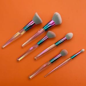 Lot de 5 pinceaux de maquillage à poils en nylon, résistants à l'humidité, avec manche transparent brillant et coloré, pour le visage, le correcteur, le estompeur et le rasage - Product Image 2