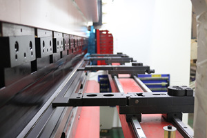 Myt Độ chính xác cao <span class=keywords><strong>CNC</strong></span> Báo Chí phanh hàng đầu <span class=keywords><strong>CNC</strong></span> kim loại gấp máy, uốn tấm kim loại <span class=keywords><strong>CNC</strong></span> điện Máy chế biến kim loại - Product Image 6