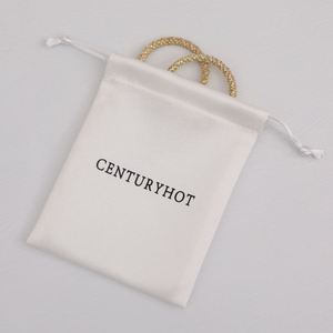 Bolsas de Satén Blanco Perla con Cordón, Personalizadas con Logotipo, para Joyería y Empaque de Regalos, Tamaño Pequeño - Product Image 3