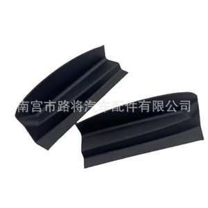 ฝาครอบไฟท้ายนิสสัน ซิลฟี่ รุ่น 26558-EX70A 26553-EX70A สีดำ ไนลอน ยึดด้วยสกรู ซ้าย-ขวา คู่ - Product Image 3