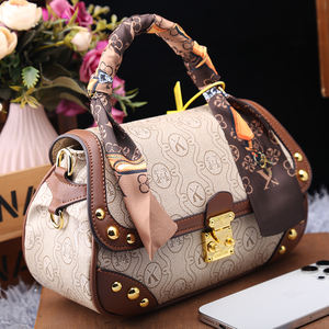 महिलाओं के लिए लाउमिसर pvc क्रॉसबॉडी हैंडबैग के लिए टिकाऊ पोर्टेबल बंद पॉलीएस्टर दैनिक उपयोग हैंडबैग के लिए दो - Product Image 5