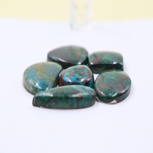 Azurite naturelle de qualité AAA+ en cabochon, formes variées, pierres précieuses vertes étonnantes pour la fabrication de bijoux, au gramme - Product Image 2