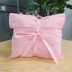 Bolsa de Regalo de Ropa con Logotipo Personalizado Estilo Chuanghua Dream, Fabricada en Algodón TC, Personalizable con Cintas de Diferentes Tamaños - Product Image 1