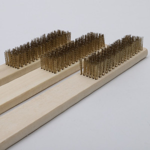 แปรงลวดเหล็ก 80 มม. X 25 มม. ความยาวลวด 14 มม. ด้ามไม้ แปรงขจัดสนิม สำหรับทำความสะอาดฮาร์ดแวร์ - Product Image 3