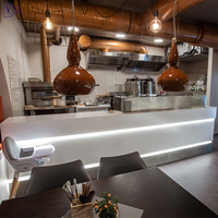 Comptoir de caisse en pierre Corian de haute qualité, design moderne personnalisé, blanc, avec éclairage LED pour restaurant, salle à manger, bar à domicile