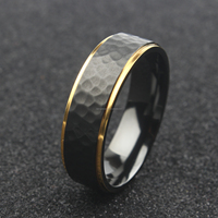 Bague de mariage vintage en or jaune martelé pour homme, matériau en titane noir, style martelé à la mode