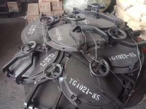 Puerta arqueada de hierro fundido de rejilla de cadena puerta de mantenimiento carbón Stoker puerta de acceso piezas de caldera - Product Image 6