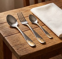 Ensemble de couverts en acier inoxydable avec décor doré, multicolore, or/argent bicolore, vaisselle de table occidentale pour la maison, en gros