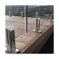 Balustrade en verre dépoli haute sécurité avec fixation anti-chute pour usage résidentiel