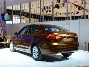 <span class=keywords><strong>Ford</strong></span> <span class=keywords><strong>Focus</strong></span> 1.5L Fashion <span class=keywords><strong>Edition</strong></span> automatique d'occasion 2015, conduite à gauche, prix bas - Product Image 3