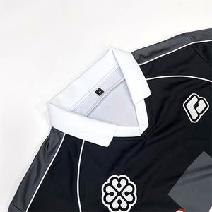 Jersey Sepak Bola Unisex Custom Cetak Digital Poliester/Katun Kerah V Lengan Pendek Model Kotak Crop Layanan OEM Pemotongan Otomatis - Product Image 3