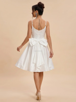 Gaun Pengantin Kustom Model Ruched Bust Ukuran Besar Warna Ivory Satin V-Neck Gaun Cantik Gaun Bridal Shower Gaun Putih