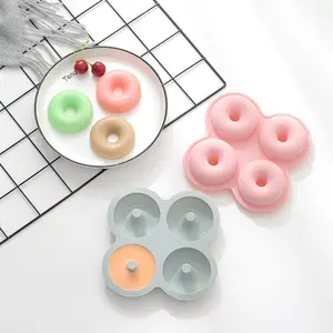 DIY 4 kavite Donut çörek silikon kalıp fırın pişirme aracı Donut pişirme tepsisi ev el yapımı çörek kalıp DIY pasta tatlı